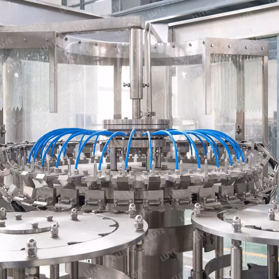 Bottiglia automatica in plastica per animali domestici con bevande pure per acqua potabile, macchina per l'imballaggio delle merci, etichettatura, riempimento, soffiaggio